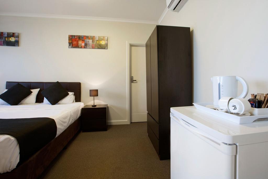 Enfield Hotel Adelaida Habitación foto